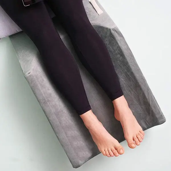 image of double leg elevation pillow